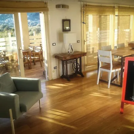 La Pecora Nera Будони