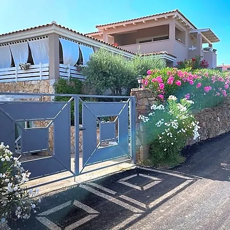 La Pecora Nera Oda ve Kahvaltı Budoni